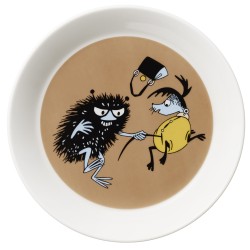 Stinky in action - Moomin plate - Arabia / Iittala