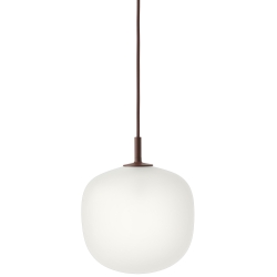 Muuto – Suspension Rime Ø18 cm, rouge profond