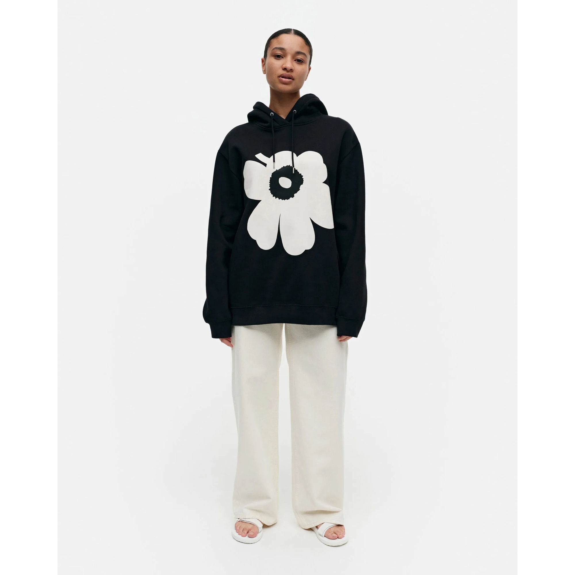 - Marimekko Sweatshirt Runoja Unikko Placement 910