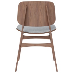 Hallingdal 130 + walnut lacquered – seat upholstered – 3051 Søborg chair - Fredericia