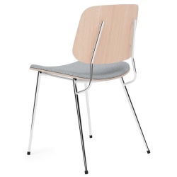 Seat Upholstered – Hallingdal 130 + lacquered oak / chrome – 3061 Søborg chair (steel) - Fredericia