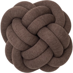 ÉPUISÉ Coussin Knot – Ø25,5 x H19,5 cm – Marron - Design House Stockholm