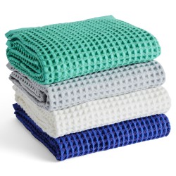 SOLD OUT – Waffle bath towel 70x140cm – vivid blue – HAY