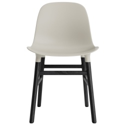 Gris clair / Chêne peint en noir – Chaise Form - Normann Copenhagen