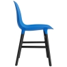 Bleu vif / Chêne peint en noir – Chaise Form - Normann Copenhagen