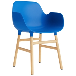 Bright blue / Oak  – Form Chair with armrests - Normann Copenhagen