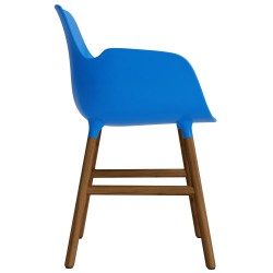 Bright blue / Walnut  – Form Chair with armrests - Normann Copenhagen