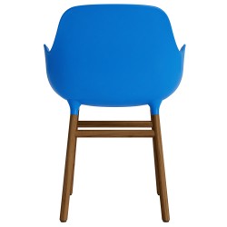 Bright blue / Walnut  – Form Chair with armrests - Normann Copenhagen