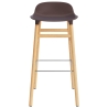 Tabouret de bar Form, pieds bois – Marron + Chêne - Normann Copenhagen