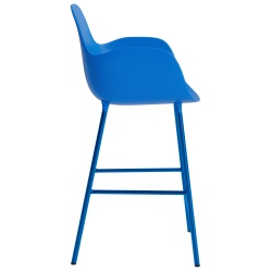 Chaise de bar avec accoudoirs Form - Bleu vif - 65 cm ou 75 cm - Normann Copenhagen