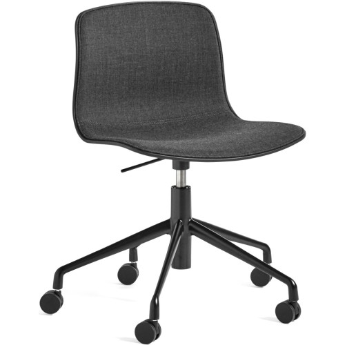 AAC50 chair with front upholstered - HAY