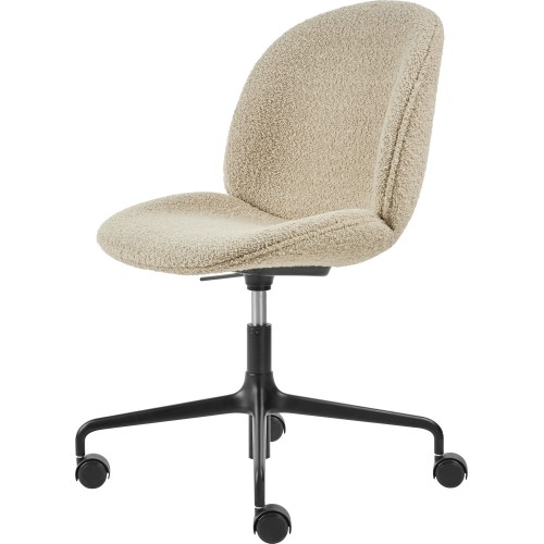 Beetle Meeting chair, Height Adjustable – With castors – Karakorum 003 - Gubi