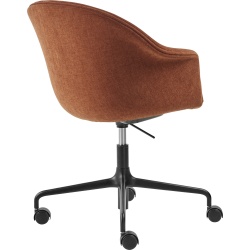 Bat Meeting chair, Height Adjustable – With castors – Belsuede Special Fr 133 - Gubi