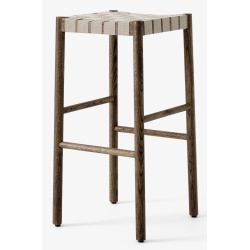 Tabouret Betty TK8 (H76 cm) – Chêne fumé / Lin naturel - &Tradition