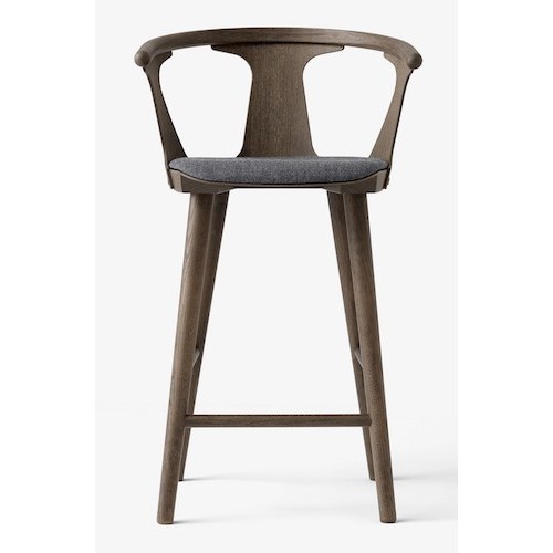 Fiord 171 + smoked oiled oak - In Between barstool - &Tradition