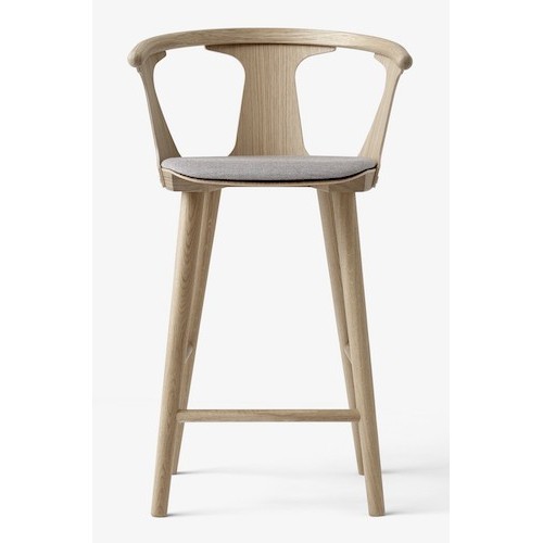 Fiord 251 + oiled oak - In Between SK10 barstool - &Tradition