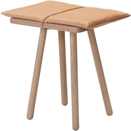 Georg  Jubilee Stool H46 cm –  Oak / Leather - Skagerak by Fritz Hansen