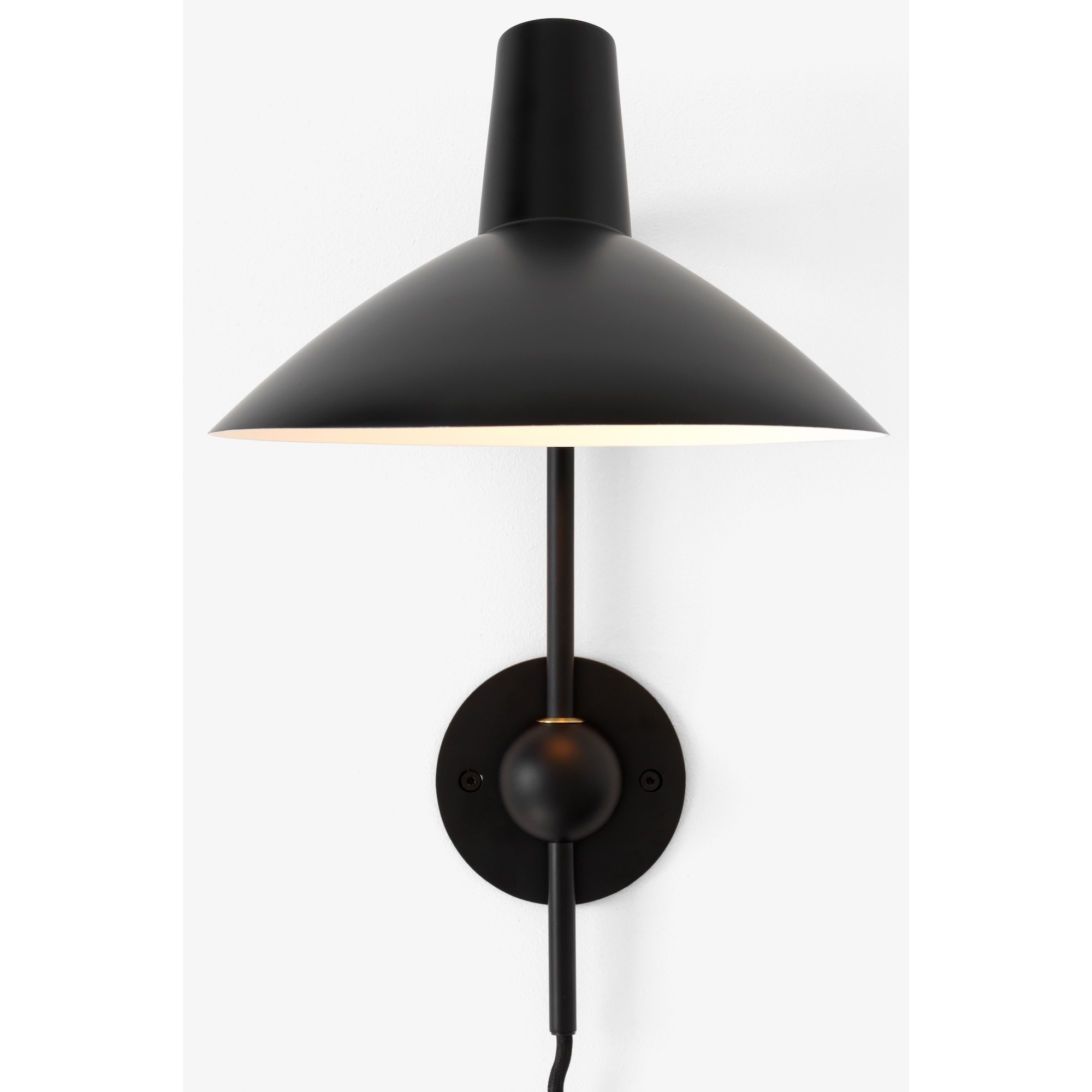 Tripod Wall lamp – Matt Black - &Tradition