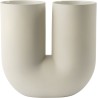 Kink vase – 40 x H39 cm – Sand - Muuto