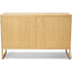 BM0057 Sideboard – Oiled oak - Carl Hansen & Søn