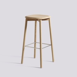 Tabouret Soft Edge 82 - chêne vernis - H75 - OFFER - HAY