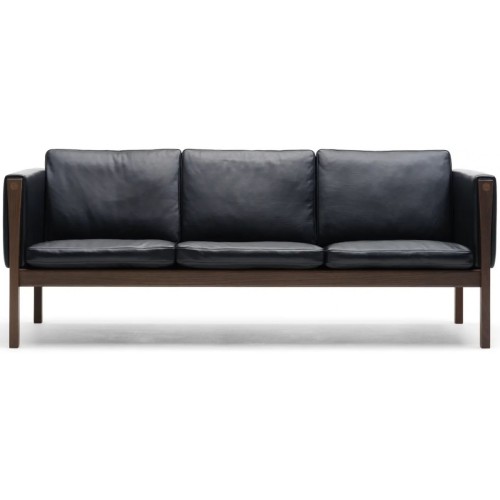 CH163 - 3-seater sofa - oiled walnut - Black Thor leather