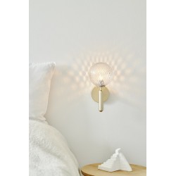 Nuura – Miira wall lamp brass and clear glass