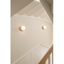 Nuura – Liila 1 Small wall / ceiling lamp, light silver and white opal glass