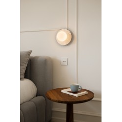 Nuura – Liila Muuse Small wall / ceiling lamp, white and white opal glass