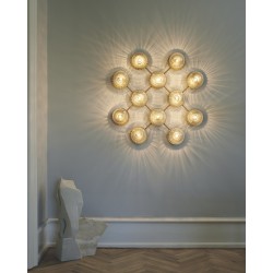 Nuura – Liila 12 wall / ceiling lamp, nordic gold and clear glass