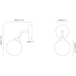 Nuura – Applique Apiales laiton brossé et verre opal blanc