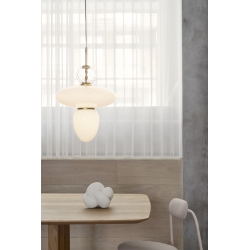 Nuura – Suspension Rizzatto 43, laiton satiné et verre opal blanc