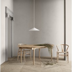 Carl Hansen & Søn – Chaise CH24, chêne huilé blanchi et corde de papier naturelle