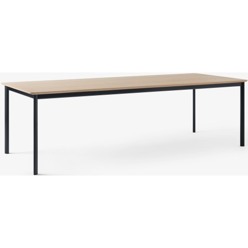 &Tradition – Drip HW117 table, oak and black