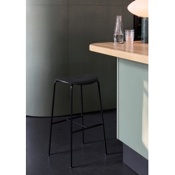 &Tradition – Pavilion AV38 bar stool, black oak and black