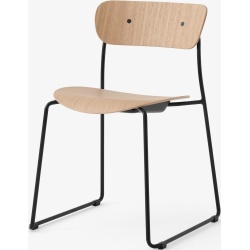 &Tradition – Pavilion AV51 chair, oak and black