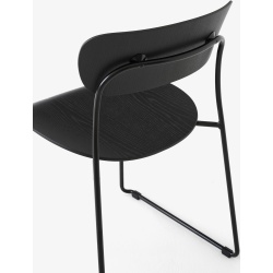 &Tradition – Chaise Pavilion AV51, chêne noir et noir