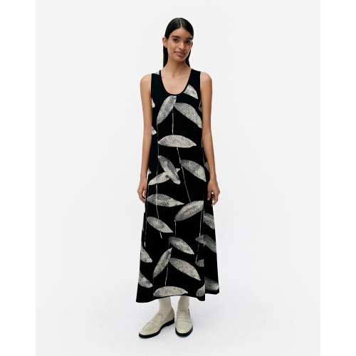 Santra Paju 910 - Marimekko Fashion