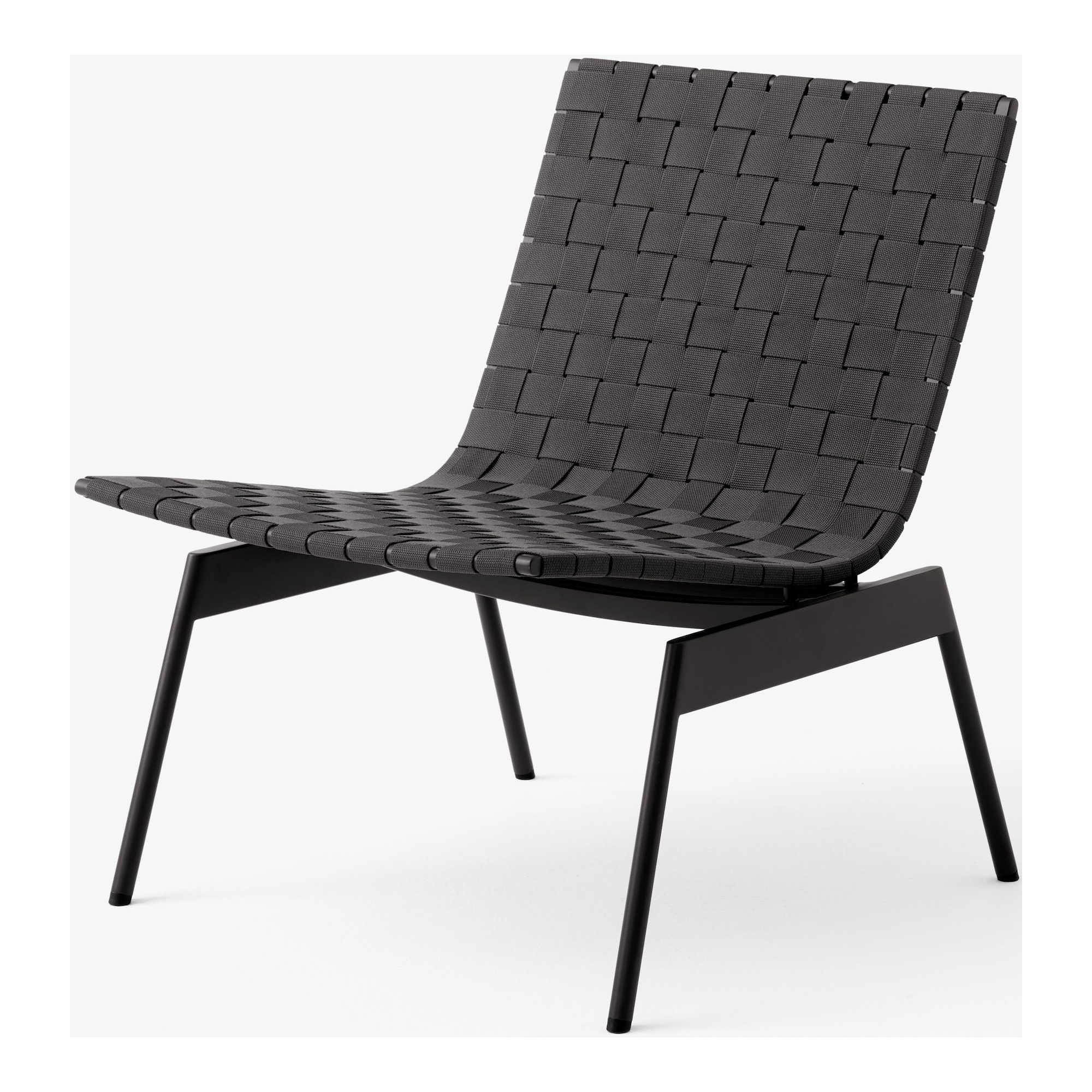 &Tradition – Ville AV44 lounge chair, Warm black