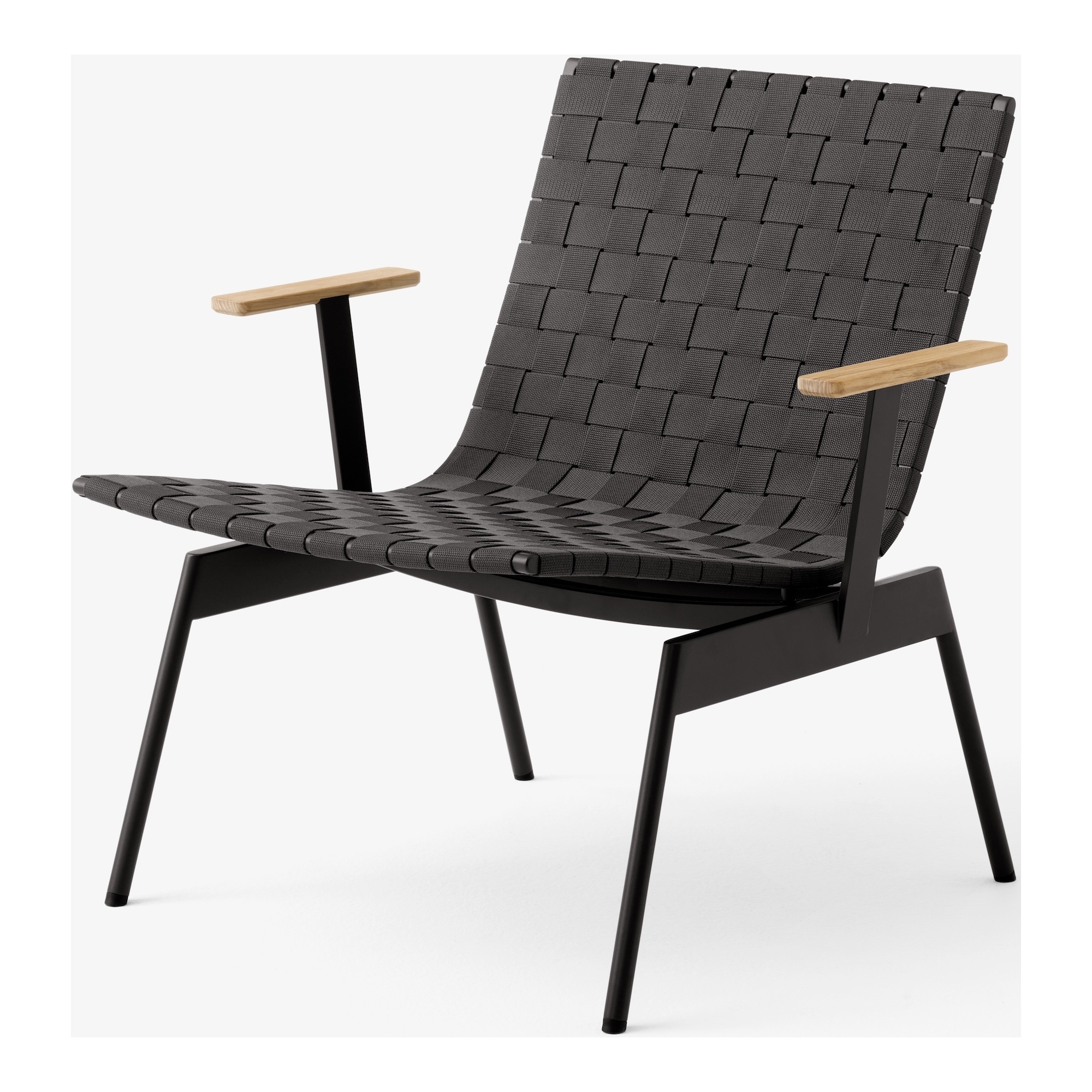 &Tradition – Ville AV45 lounge chair, Warm black