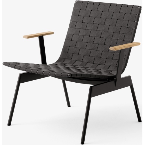 &Tradition – Ville AV45 lounge chair, Warm black