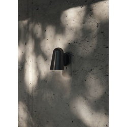 &Tradition – Solid SC104 Indoor/Outdoor wall lamp, black