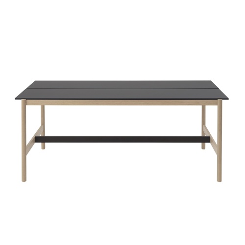 High table 115 x 240 cm H95 - black nanolaminate / black ABS / oak - Linear System - Muuto