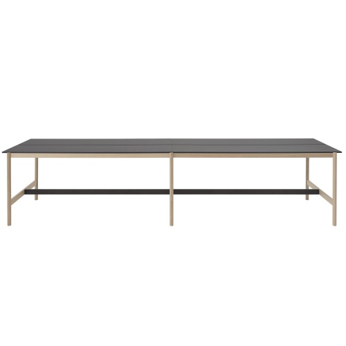 High table 115 x 480 cm H105 - black nanolaminate / black ABS / oak - Linear System - Muuto