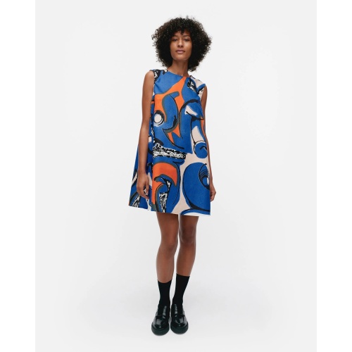 Anemonet Eldfamn 533  - Marimekko Fashion