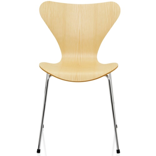 Chaise Serie 7 (n°3107) – Frêne vernis – Fritz Hansen