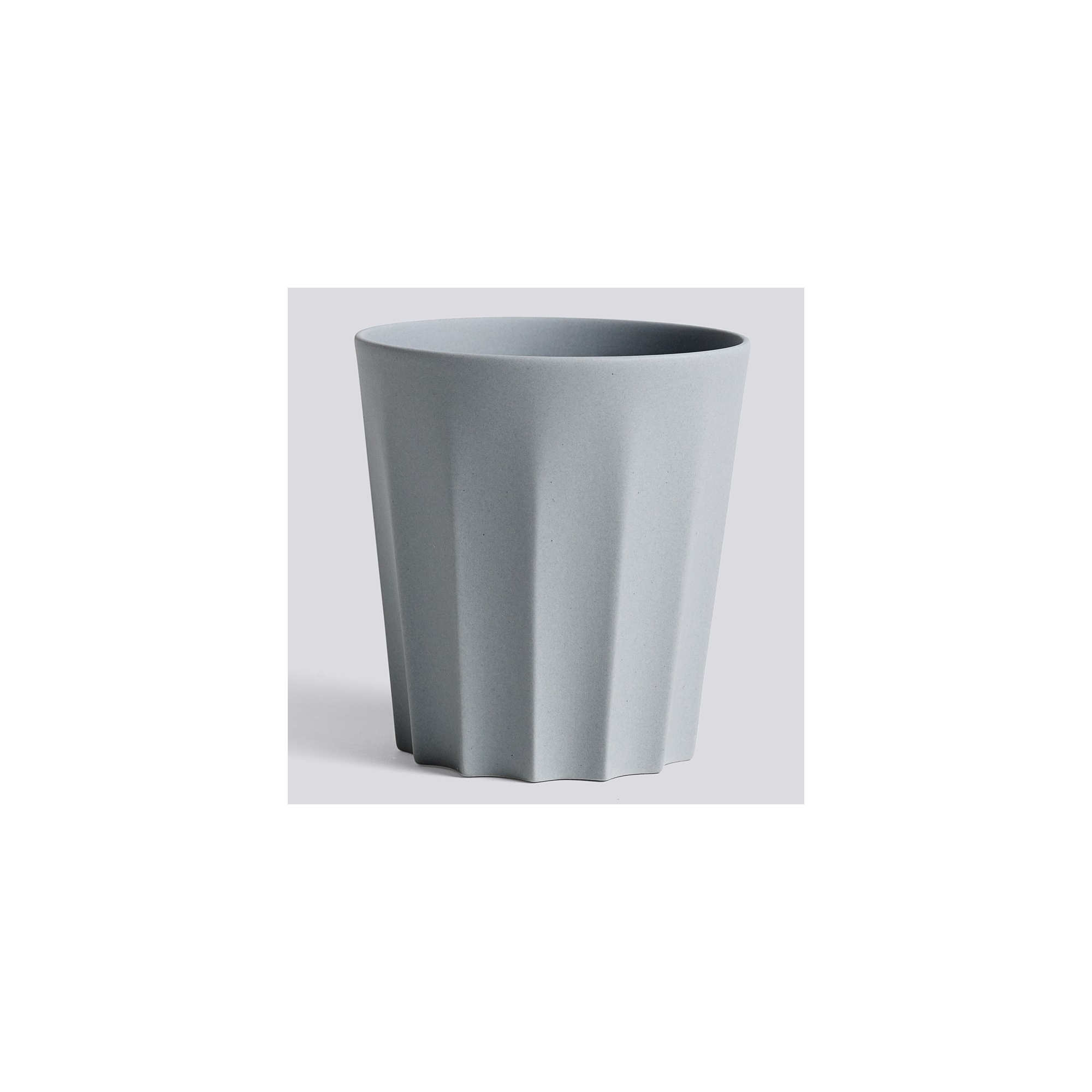 SOLD OUT - grey - sharp Iris mug - HAY