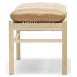 white oiled oak + Sif 95 leather - OW149-F ottoman - Carl Hansen & Søn