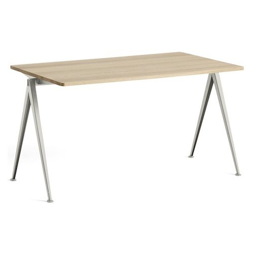 140x75cm - chêne vernis mat - table Pyramid 1 - HAY