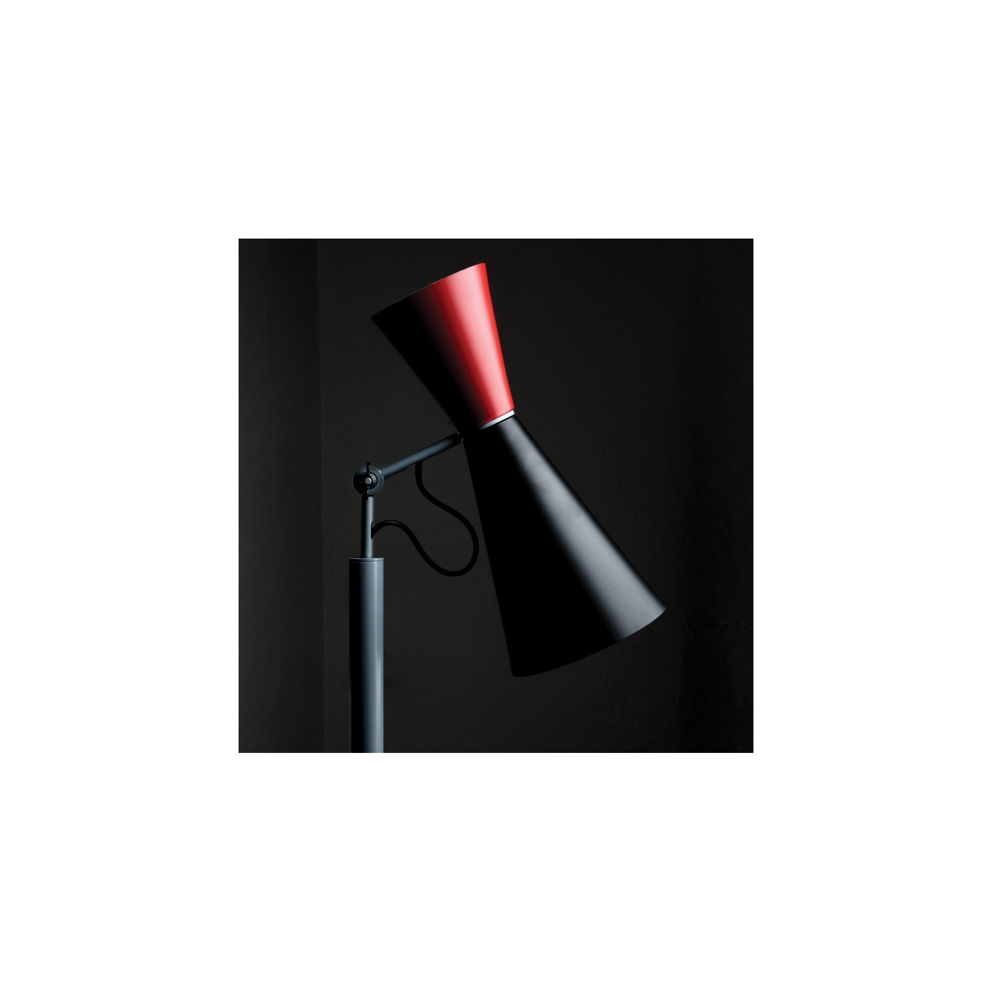 black/red - Parliament floor lamp - Nemo lighting